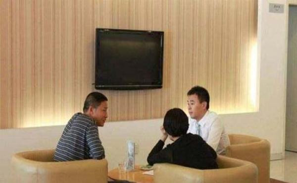 假如: 一次性在银行存一个亿, 银行会给你什么待