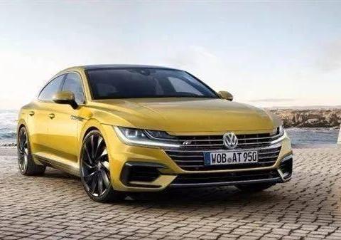 最美轿跑来袭！无框车门+低趴溜背，仅20万为它放弃BBA