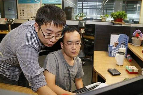 好久没联系的好友结婚,我随礼过去,好友的话让