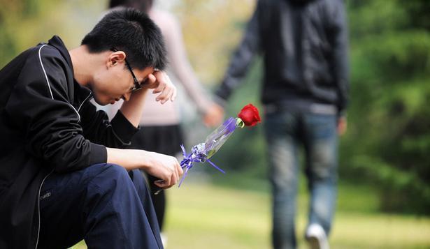 感情缘分很浅的八字命理