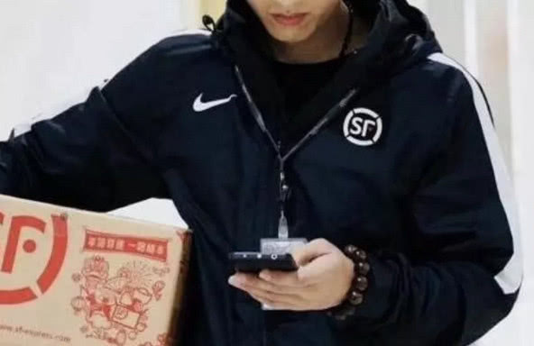 顺丰老板花1亿给员工更换耐克工作服只为员