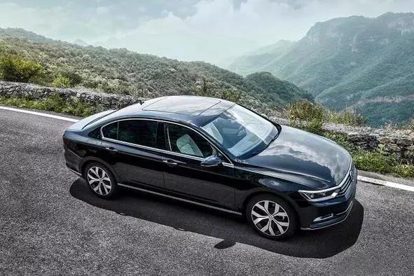 90后，预算25万，买什么车好？