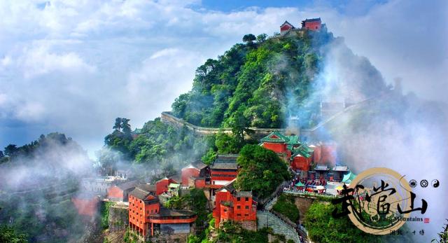 中国十大名山 中国最有名的山 中国名山排行榜