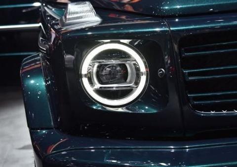 最暴躁的越野车，双中控大屏满足每个男人的土豪与越野梦！