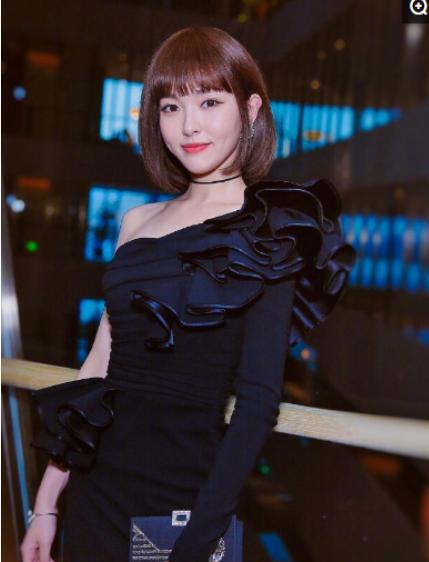 胡歌终于承认隐瞒了8年的秘密, 难怪一直不结