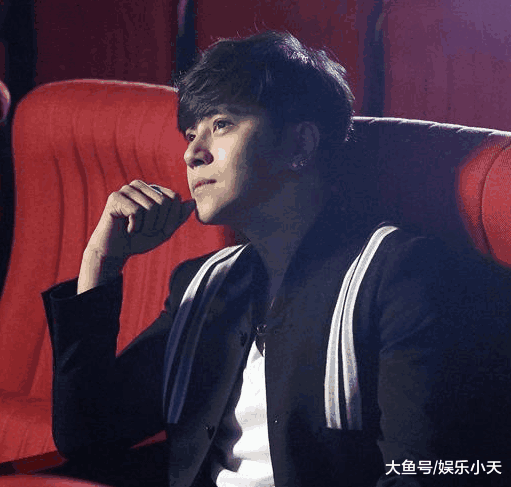 不认识EXO成员被韩媒嘲笑,他一个动作韩国媒