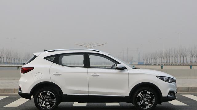 3天卖四千多辆, 可连无人机+1.19㎡全景天窗, 7万已遭疯抢