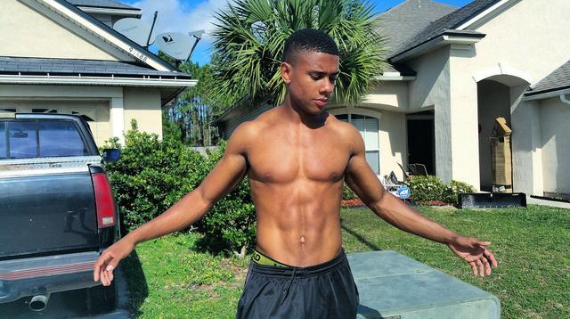 只练俯卧撑、引体向上和双杠臂屈伸,最后能练出什么样的身材?