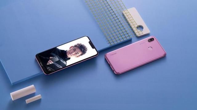 荣耀Play真的吊打荣耀10?荣耀Play价格良心,但