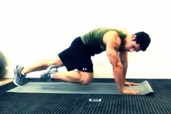 有氧训练也很重要,在另一方面来说,有氧训练也算是半个腹肌训练动作