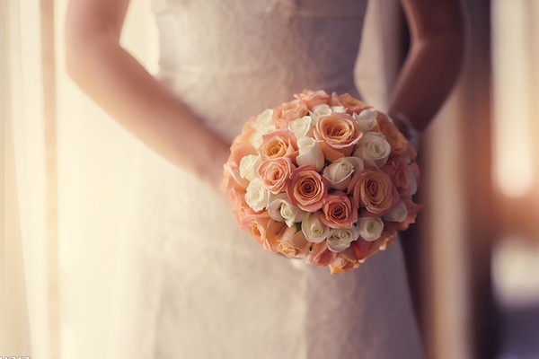 雅芳情感咨询:怎么才能挽回死心的老婆,快速挽