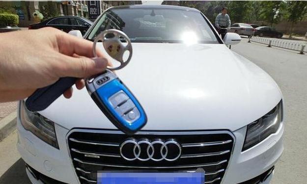 为面子奥迪A7车主借车给朋友, 现在已经哭倒在4S店!