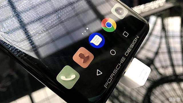 揭秘HUAWEI Mate RS保时捷设计背后故事:因