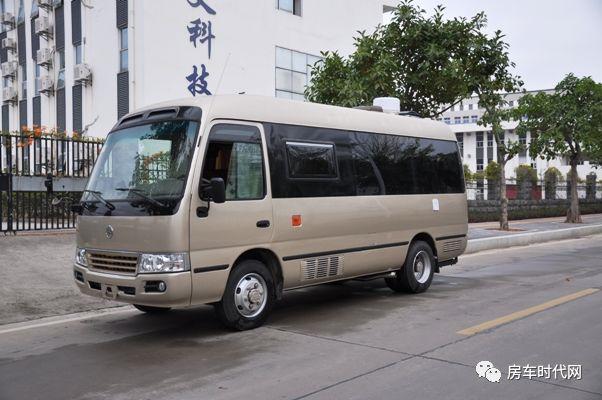 佳乐考斯特自动挡房车亮相昆山房车旅游文化博览会!国庆走起!