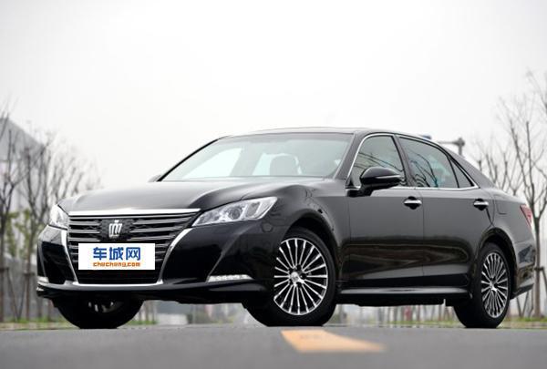 丰田皇冠新款报价及图片 2.0T动力强悍配置高