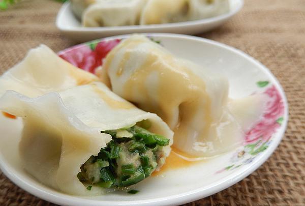 老外直接吓傻~饺子竟然有100种不同的吃法