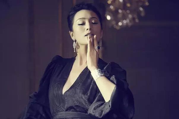 巩俐和许晴素颜近照曝光!网友:不同风格的美