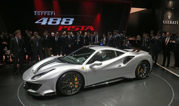 日内瓦车展以「赛道」为名搭载法拉利史上最强V8引擎的488 Pista