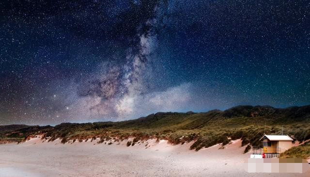 在地球上夜晚看到的星星到底离我们有多远?这