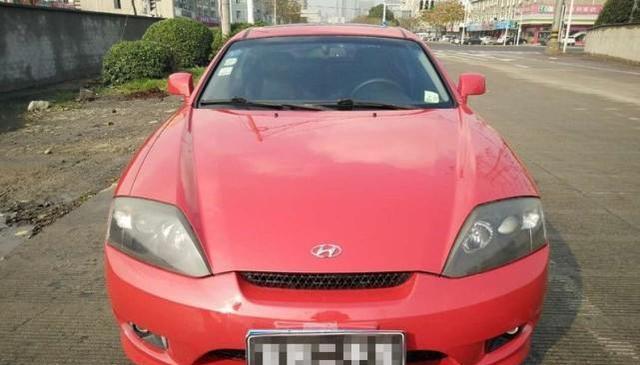 小伙4万买纯进口二手跑车, 洗车工却笑了