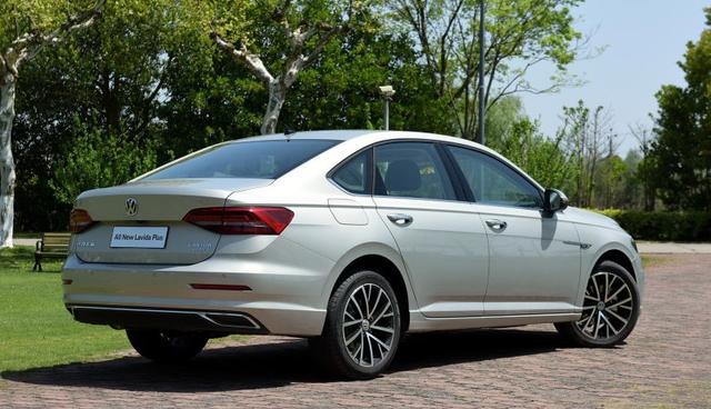 这是要逼死日系的节奏，朗逸Plus实车到店太美了，11万卖疯