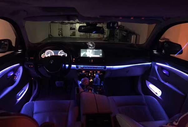 宝马原厂氛围灯、奔驰原厂氛围灯等正式当前最为常见的原厂氛围灯