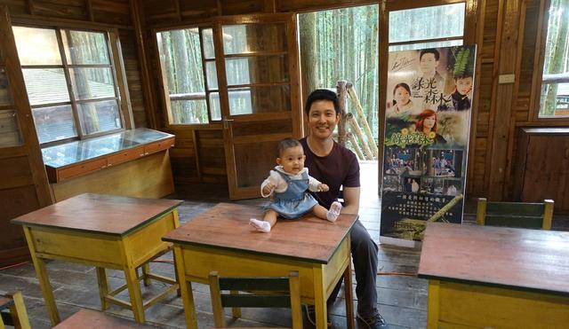 立威廉42岁生日,与3岁女儿齐卖萌,亲密相处如