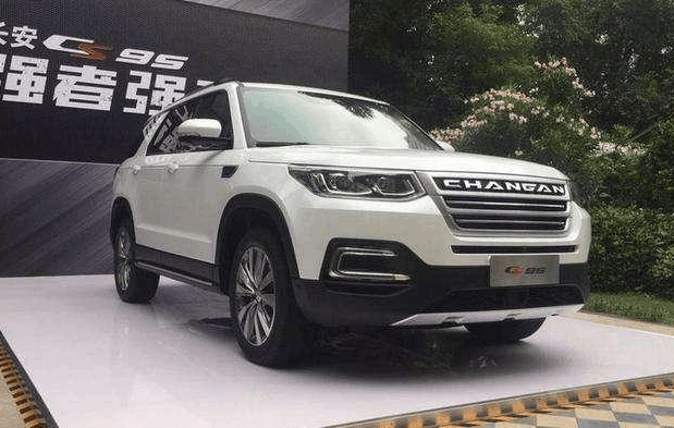 7座SUV车长5米, 233匹马力才卖15万, 别说GS8了, 汉兰达都怕了!