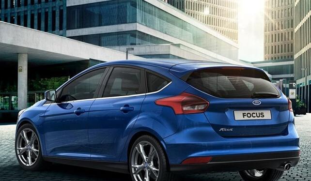 比较适合年轻人开的车, 别整天喊雅阁凯美瑞了