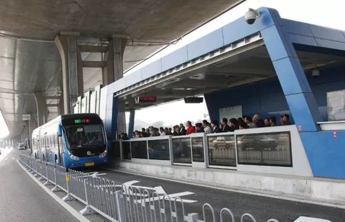 济南公交BRT线路大全，收藏不迷路!