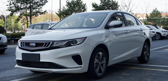 买车不止是看品牌销量，试驾朗逸、帝豪GL暴露两款汽车优缺点