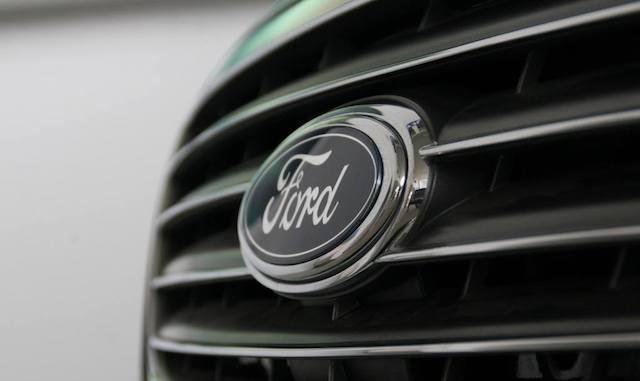 福特也降价求生存，福克斯降到8万，百公里油耗6.4L，谁还买帝豪