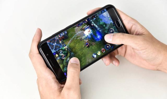 2017王者荣耀KPL比赛用什么手机?机型详解