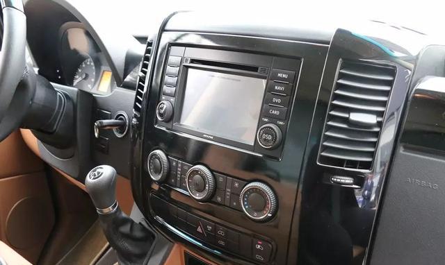 错过iPhone X也不能错过的二手车-奔驰斯宾特