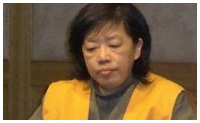 女贪官罗亚平：私生活真实写照，将领导骗到宾馆，还花5万元！