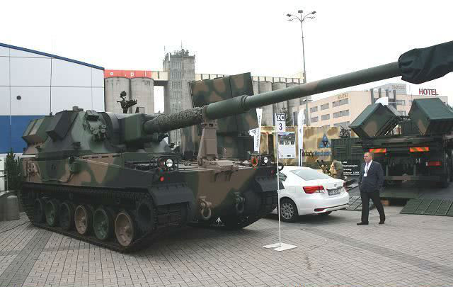 老牌欧洲军事强国实力衰退,这一小国崛起