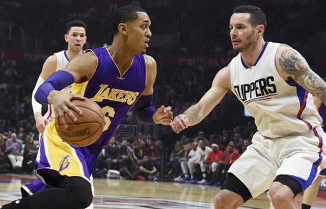 暴击ko,反向断头 精武门揭幕战如贺岁动作大片提前上演