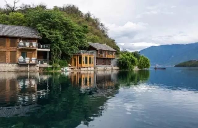 泸沽湖最美的10家民宿，和亲爱的客栈一样美得不像话