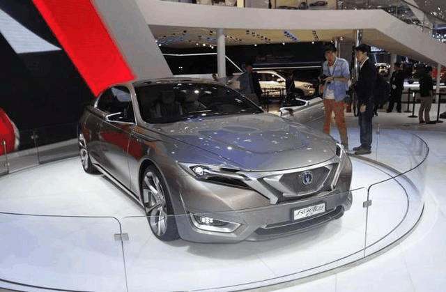 最美国产车! 比大众CC和迈腾都漂亮! 只要15万!