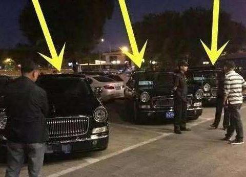 3辆红旗停在夜店门口, 霸占6个车位, 旁边的迈巴赫毫无亮点！