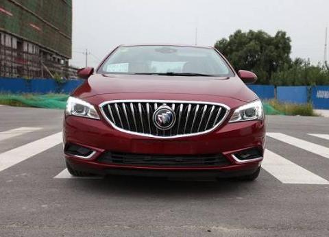 这车颜值和回头率很高，做工精细，安全性配置给力