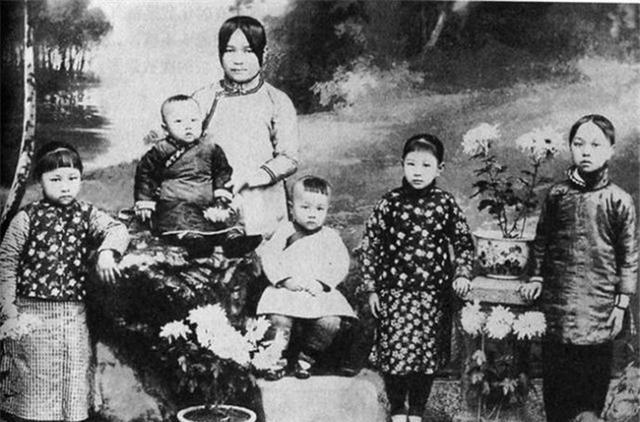 珍贵老照片：民国著名的合肥四姐妹（长的都太漂亮了）