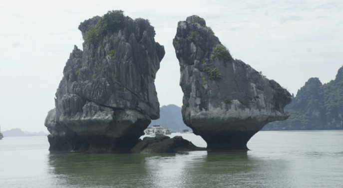 古代青楼门上的一副对联, 堪称千古一绝, 诠释了