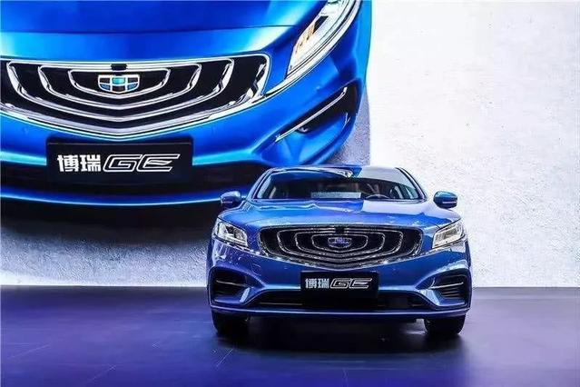 北京车展上被埋没了的自主轿车，看完你还要选朗逸Plus吗？