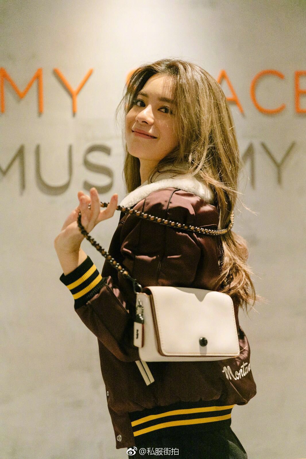 偶然看了一眼创造101,在里面看到了一张熟悉的