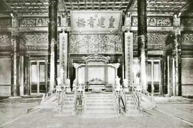 慈禧出逃的后,日本人拍下紫禁城全景,极为罕见