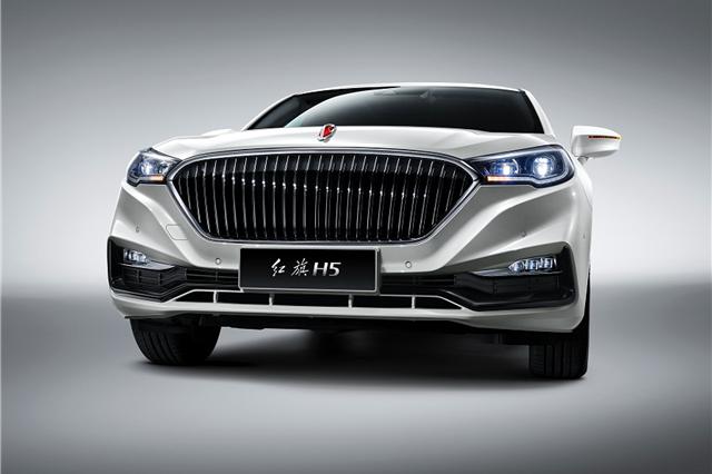 没了偶像包袱的红旗H5，卖16万到底贵不贵？