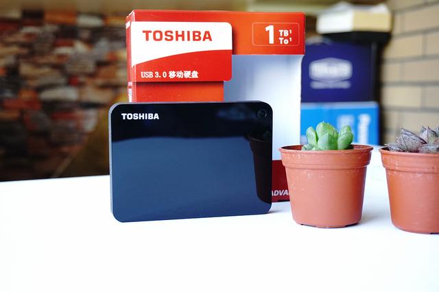 时尚外观下的存储利器,东芝V9移动硬盘体验