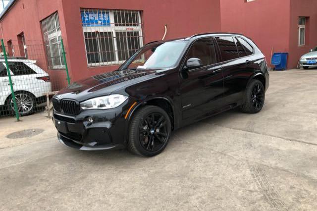 18款宝马X5 M版动力加强绝对的顶级配置