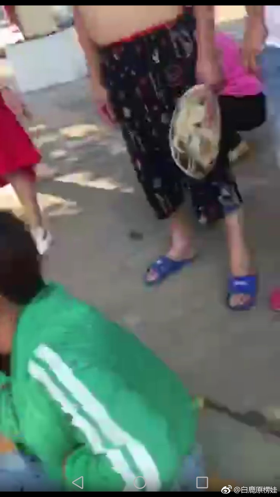 多人被捅!西安公交发生伤人案